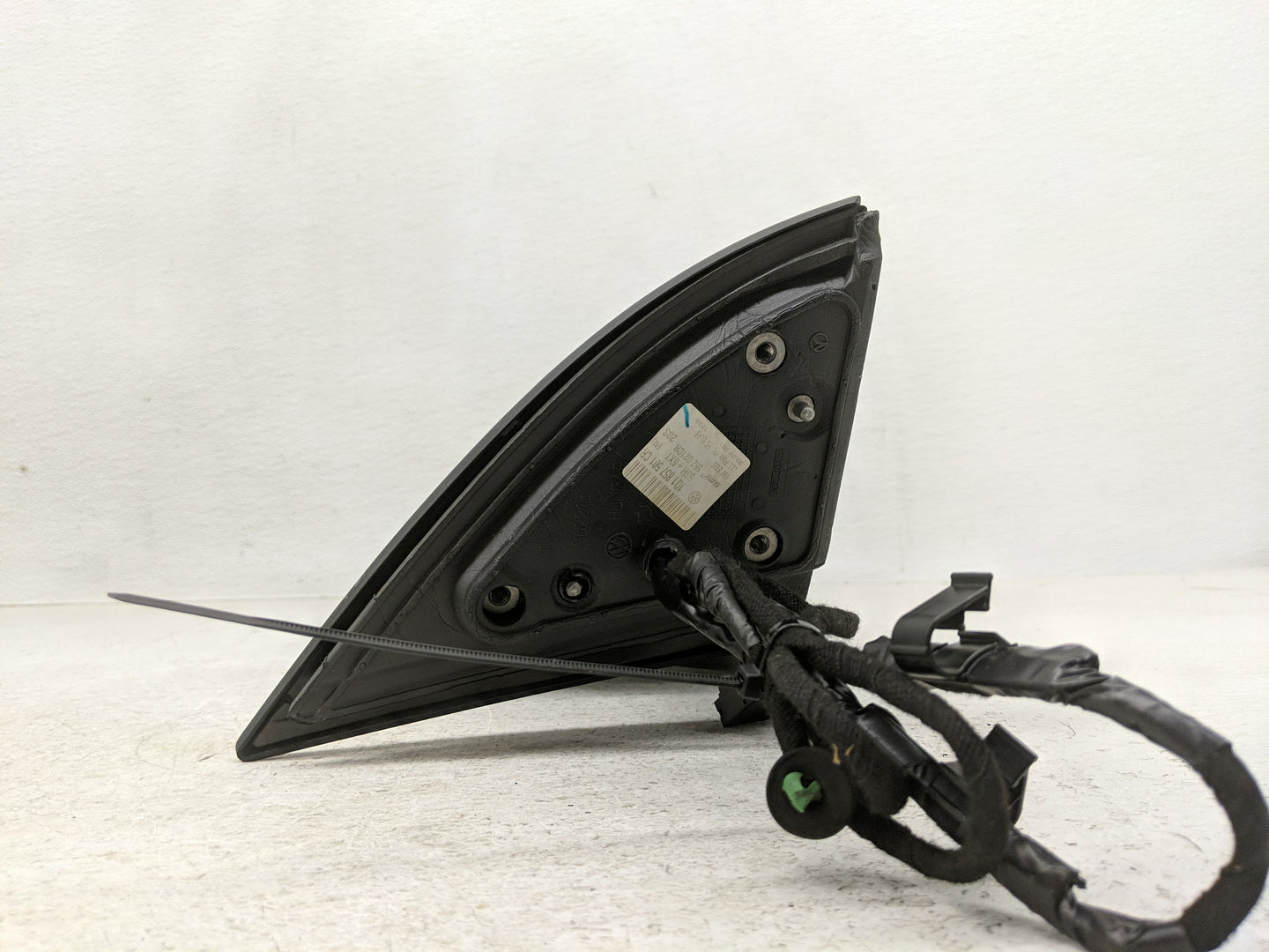2009-2016 Volkswagen Eos Driver Side View Mirror - Left Door Mirror OEM Used - Oemusedautoparts1.com