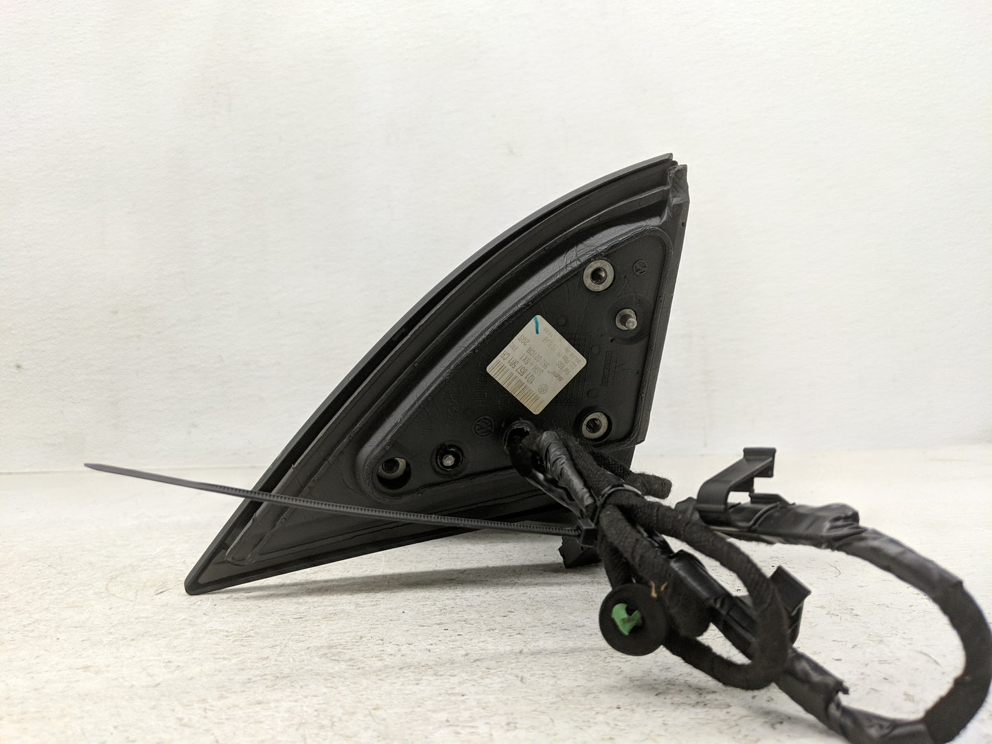 2009-2016 Volkswagen Eos Driver Side View Mirror - Left Door Mirror OEM Used - Oemusedautoparts1.com