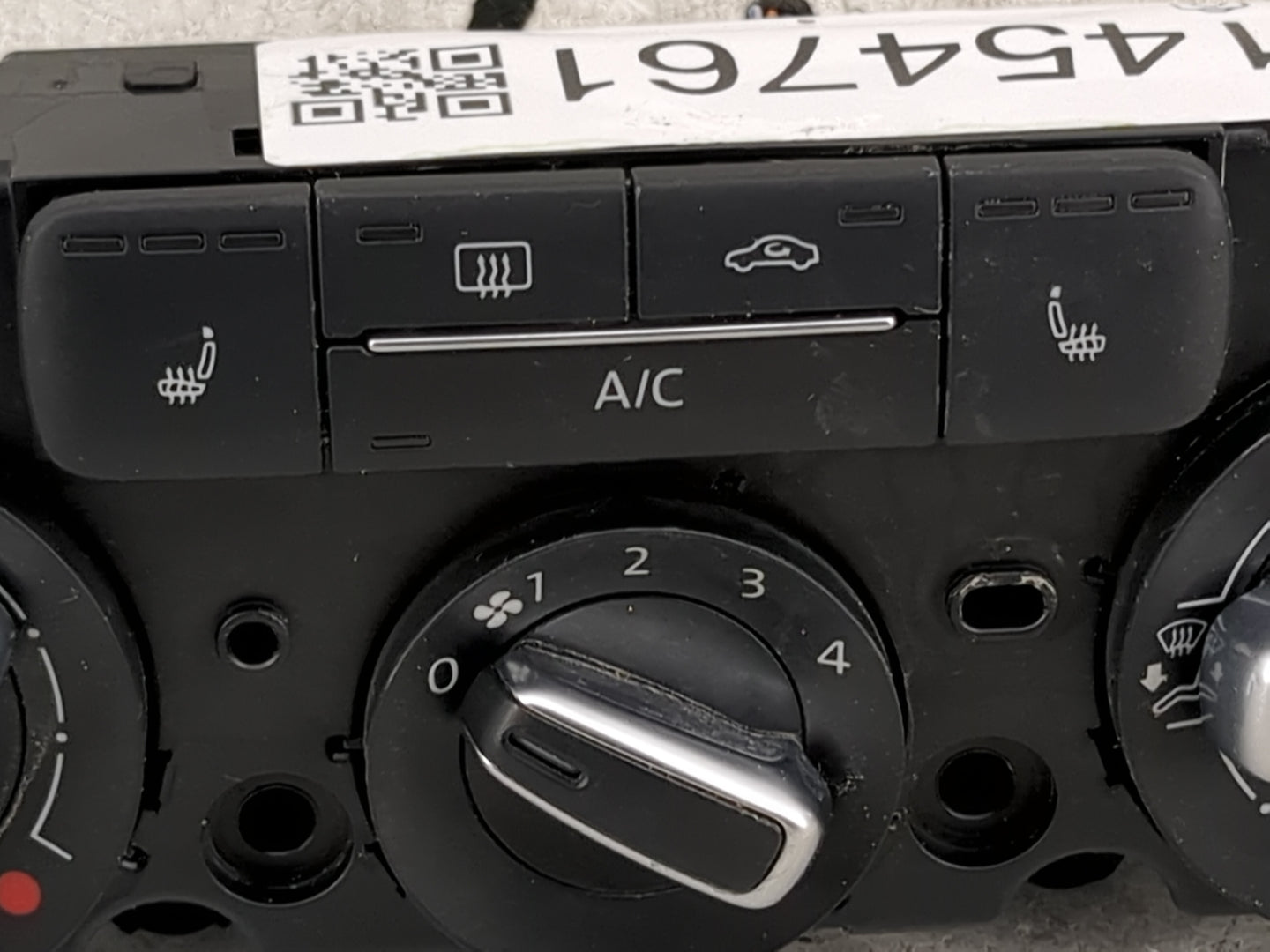 2014 Volkswagen Gli Climate Control Module Temperature AC/Heater Replacement P/N:90151-907 5C0820047 Fits Fits 2012 2013 OEM