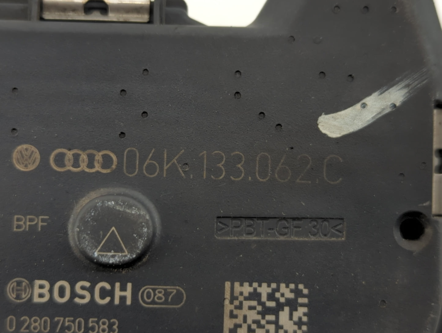 2014 Volkswagen Gli Throttle Body P/N:06K 133 062 C Fits Fits 2013 2015 OEM Used Auto Parts - Oemusedautoparts1.com