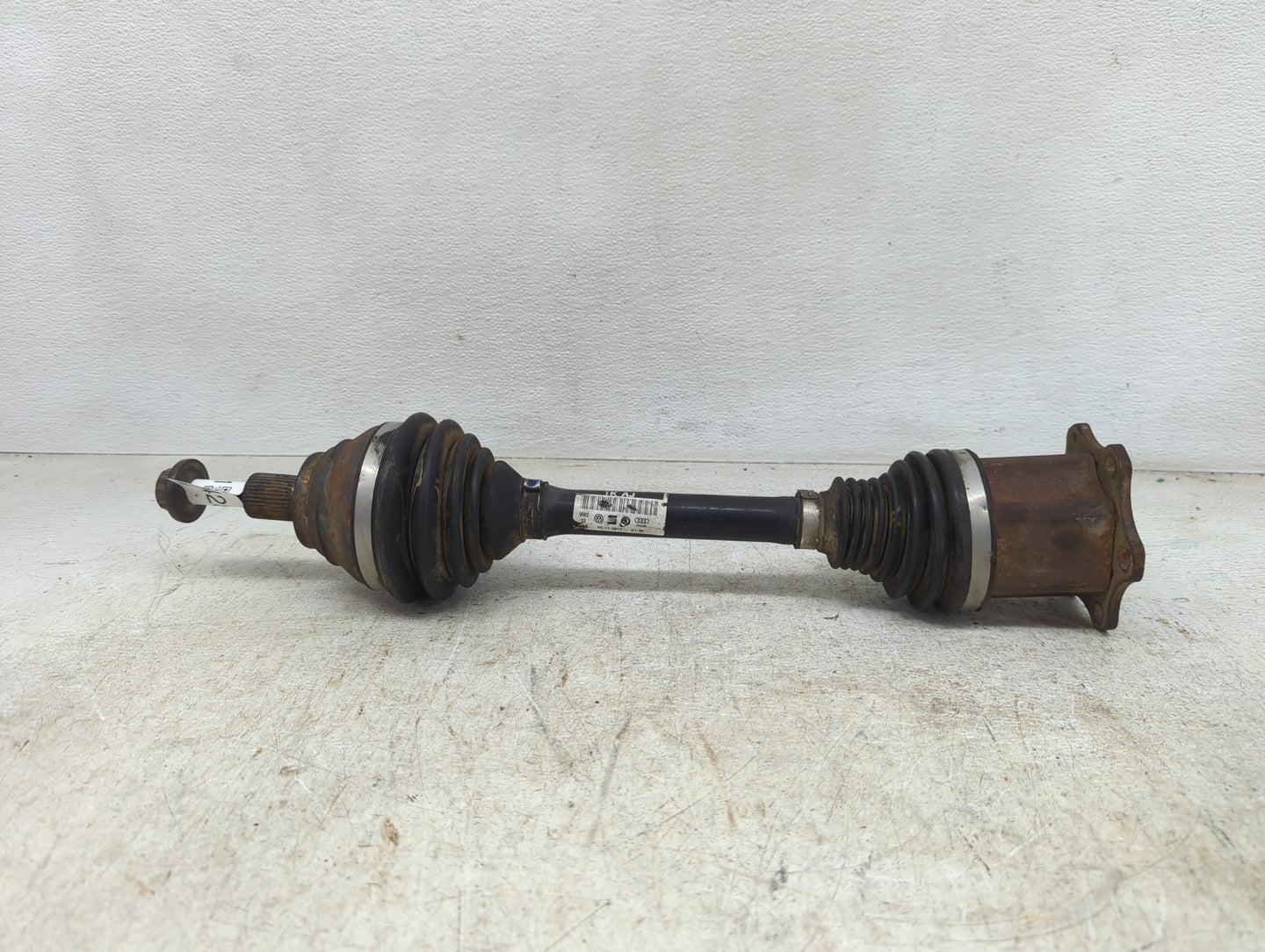 2013-2013 Volkswagen Golf Axle Shaft Front Driver Cv C/v - Oemusedautoparts1.com
