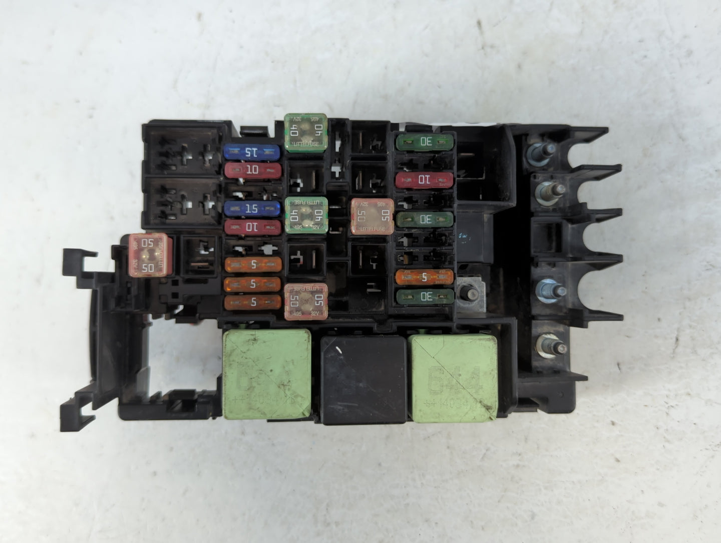 2010-2014 Volkswagen Jetta Fusebox Fuse Box Panel Relay Module P/N:5C0 937 819 Fits OEM Used Auto Parts - Oemusedautoparts1.