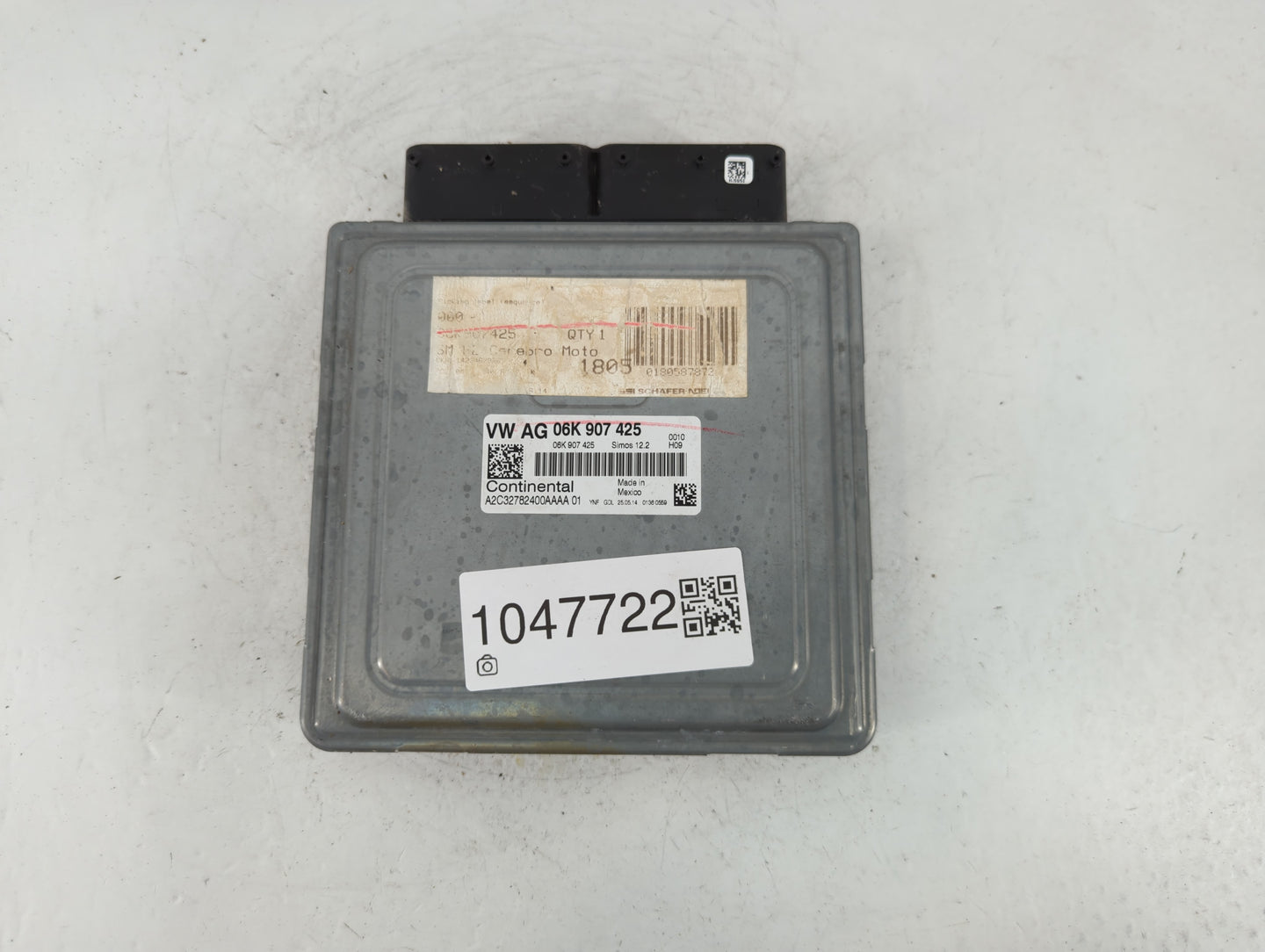 2014 Volkswagen Jetta PCM Engine Control Computer ECU ECM PCU OEM P/N:06K 907 425 06K 906 070 F Fits OEM Used Auto Parts - O
