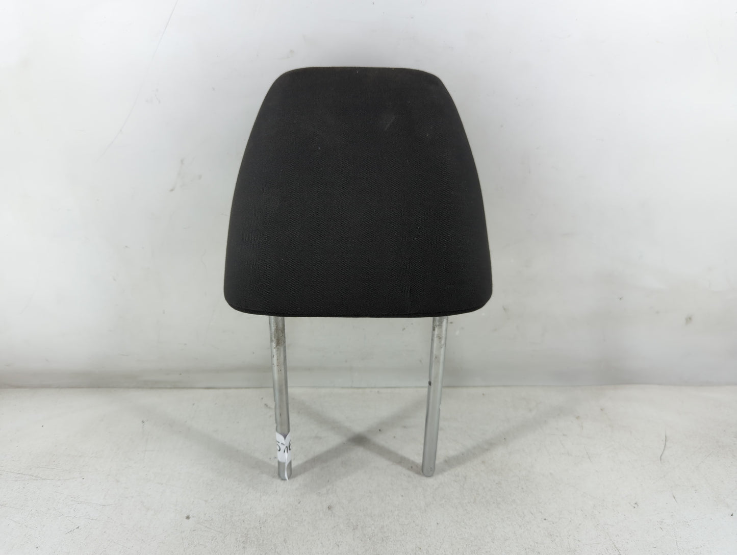 2014 Volkswagen Jetta Headrest Head Rest Front Driver Passenger Seat Fits OEM Used Auto Parts - Oemusedautoparts1.com