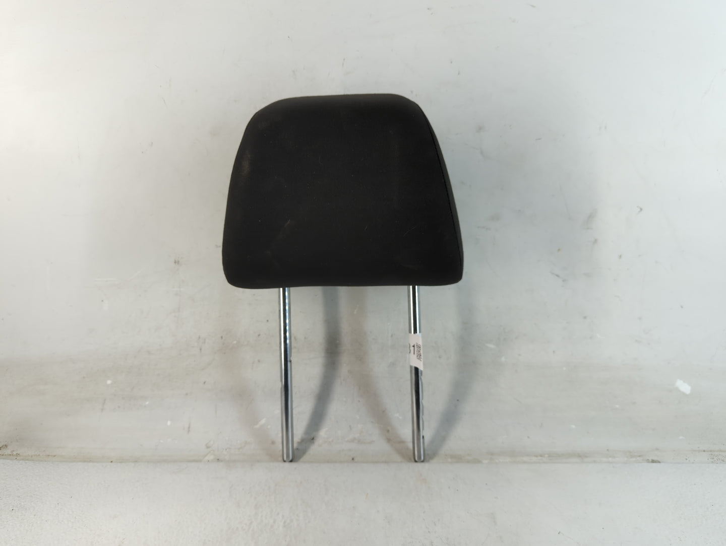 2014 Volkswagen Jetta Headrest Head Rest Front Driver Passenger Seat Fits OEM Used Auto Parts - Oemusedautoparts1.com