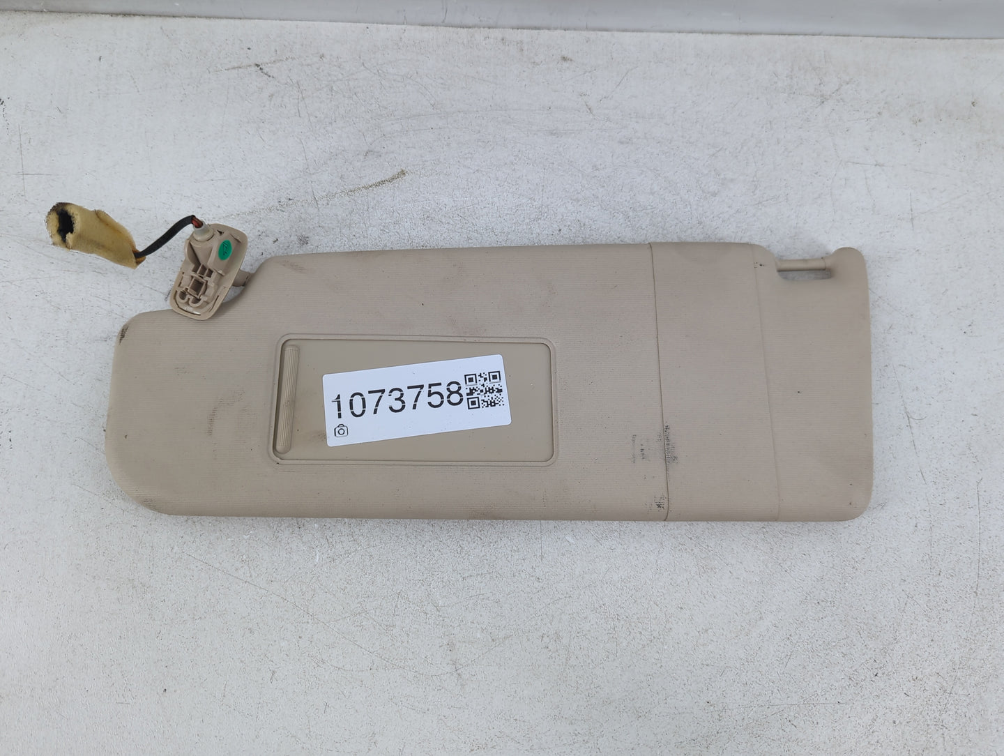 2011-2018 Volkswagen Jetta Sun Visor Shade Replacement Passenger Right Mirror Fits Fits 2011 2012 2013 2014 2015 2016 2017 2