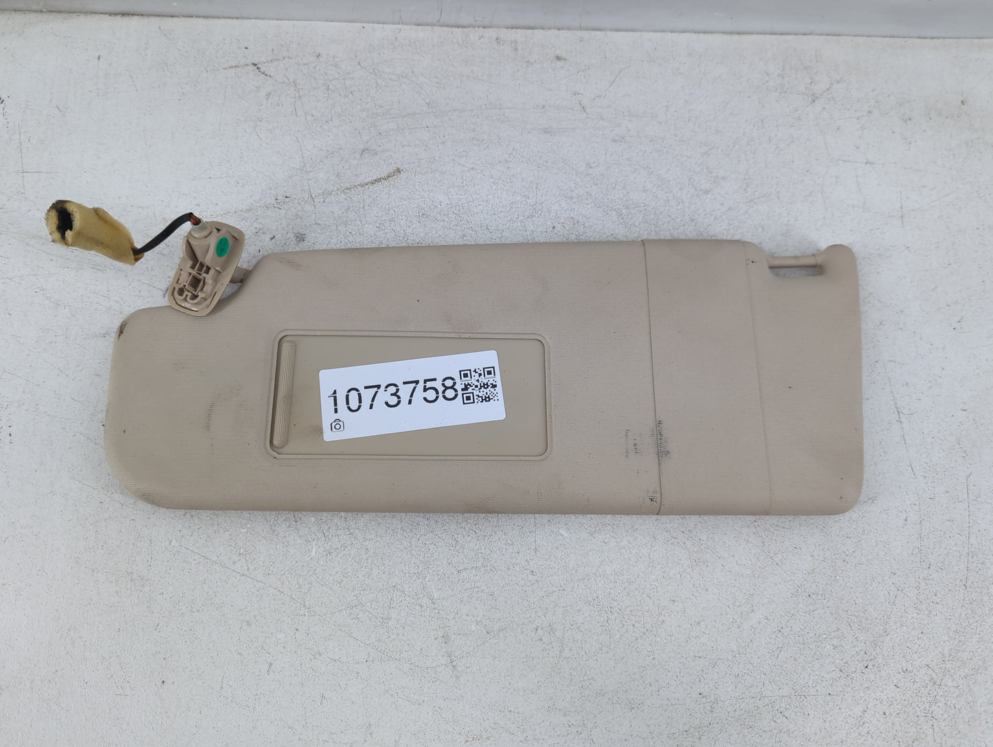 2011-2018 Volkswagen Jetta Sun Visor Shade Replacement Passenger Right Mirror Fits Fits 2011 2012 2013 2014 2015 2016 2017 2