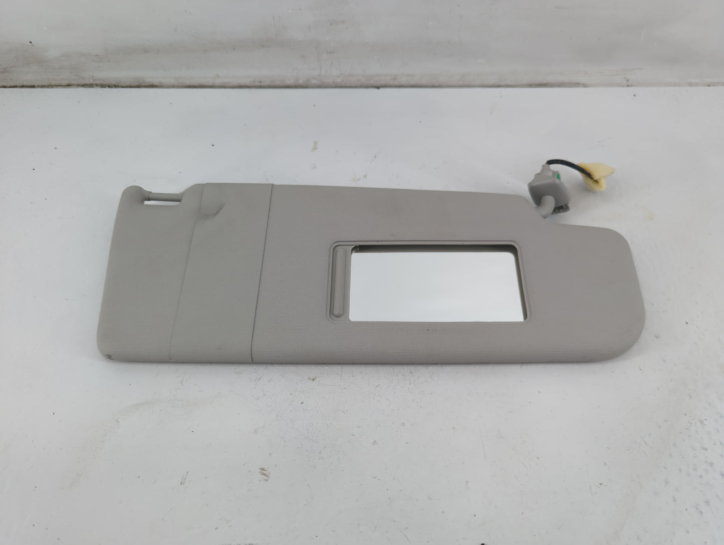 2011-2018 Volkswagen Jetta Sun Visor Shade Replacement Passenger Right Mirror Fits Fits 2011 2012 2013 2014 2015 2016 2017 2