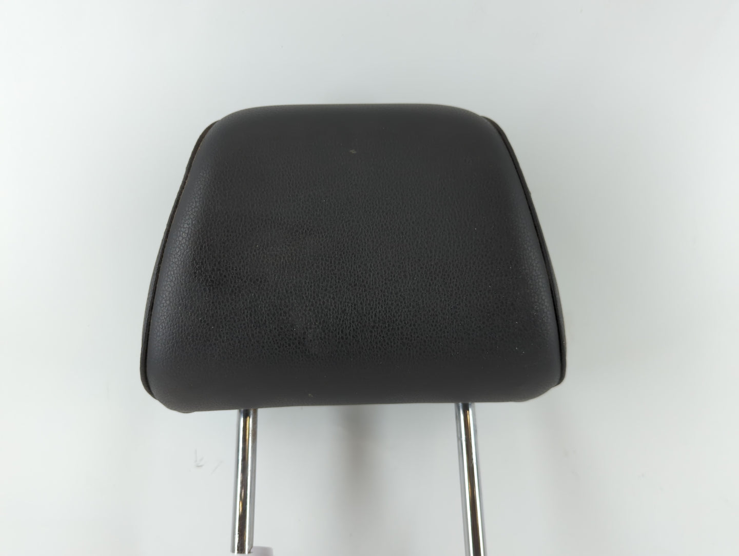 2011-2014 Volkswagen Jetta Headrest Head Rest Front Driver Passenger Seat Fits Fits 2011 2012 2013 2014 OEM Used Auto Parts 