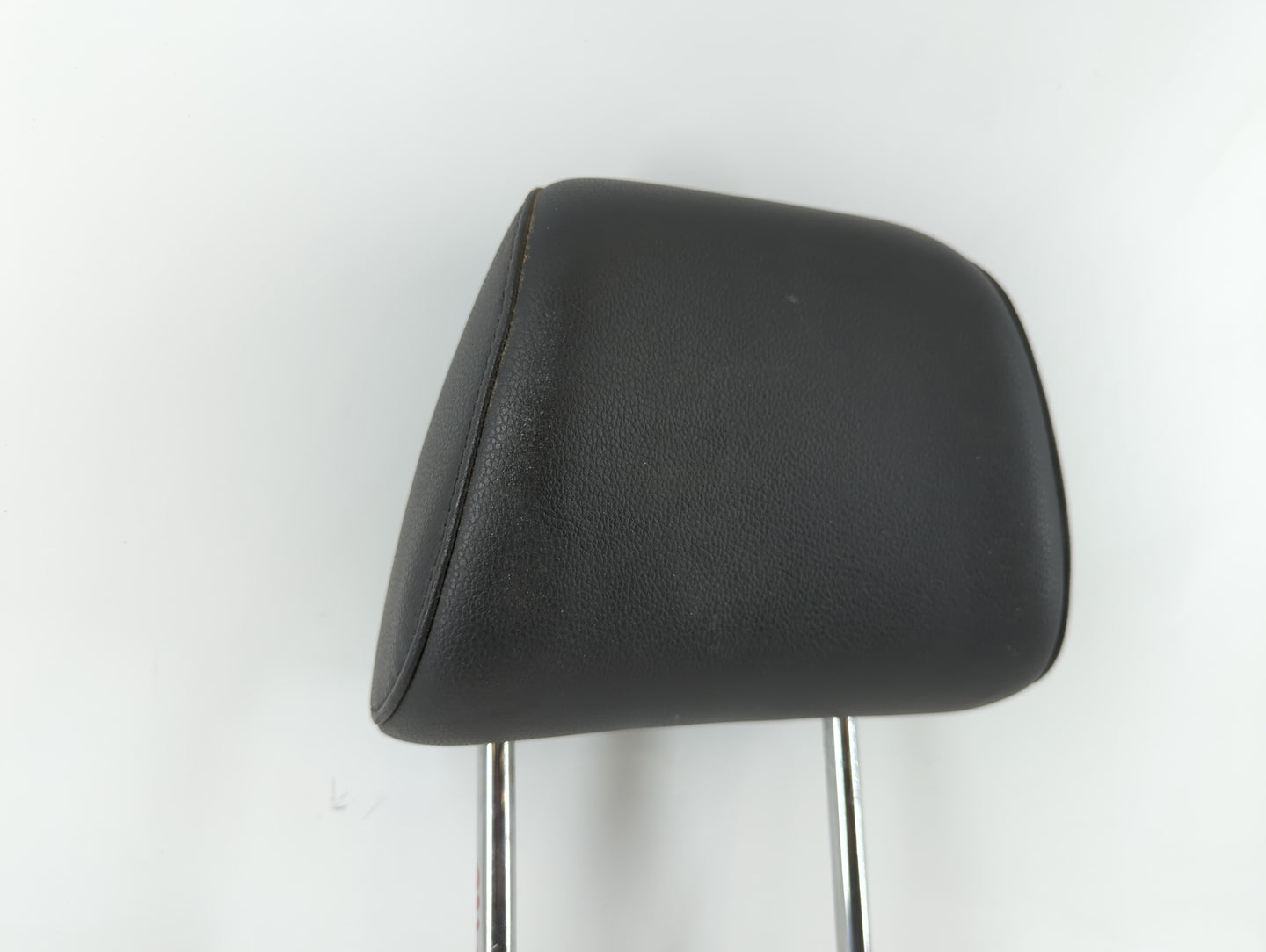2011-2014 Volkswagen Jetta Headrest Head Rest Front Driver Passenger Seat Fits Fits 2011 2012 2013 2014 OEM Used Auto Parts 