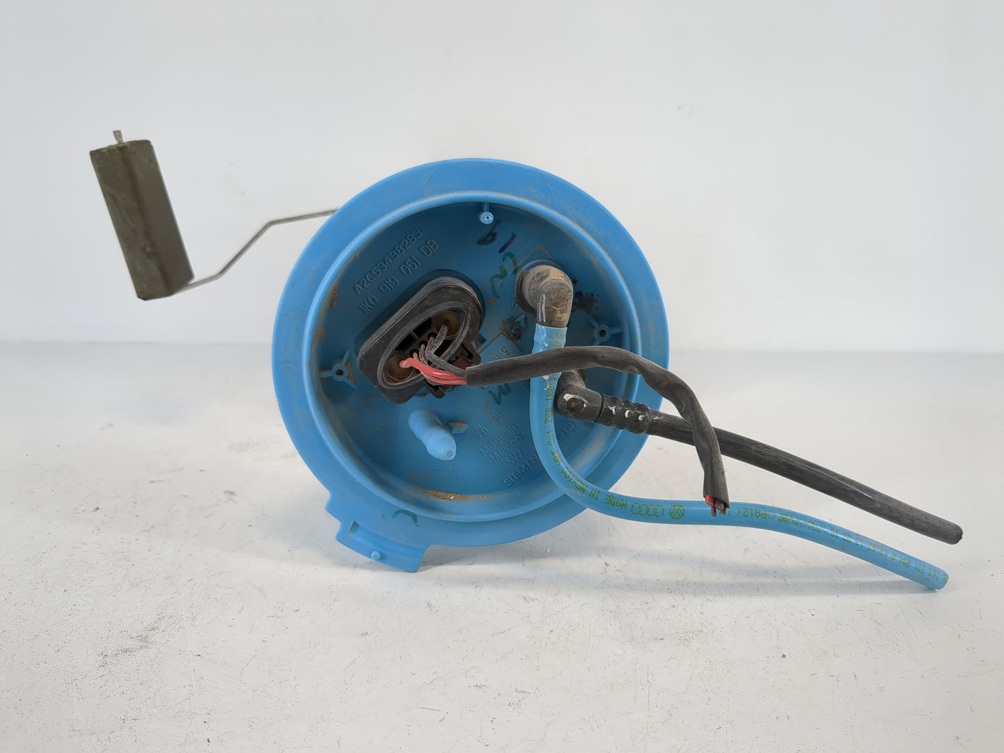 2008-2018 Volkswagen Jetta Electrical Gas Fuel Pump Assembly 1116631 - Oemusedautoparts1.com