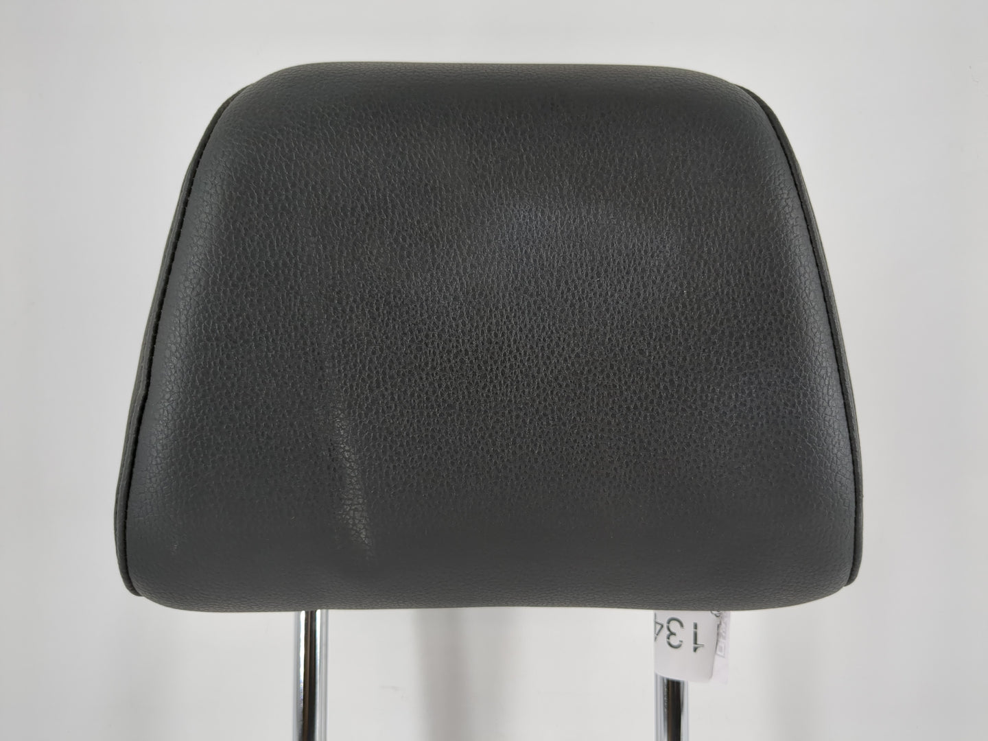 2011 Volkswagen Jetta Headrest Head Rest Front Driver Passenger Seat - Oemusedautoparts1.com