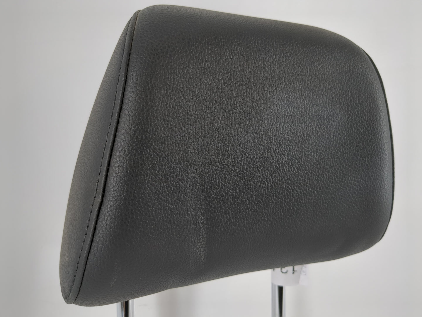2011 Volkswagen Jetta Headrest Head Rest Front Driver Passenger Seat - Oemusedautoparts1.com