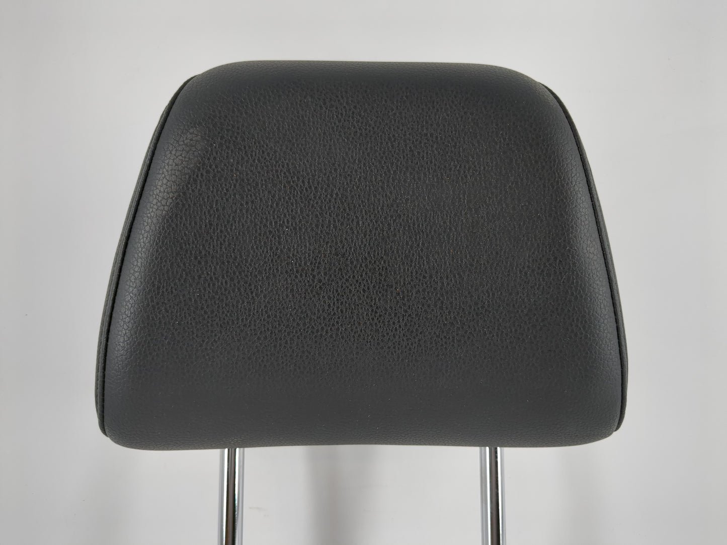 2011-2014 Volkswagen Jetta Headrest Head Rest Rear Seat Fits Fits 2011 2012 2013 2014 OEM Used Auto Parts - Oemusedautoparts