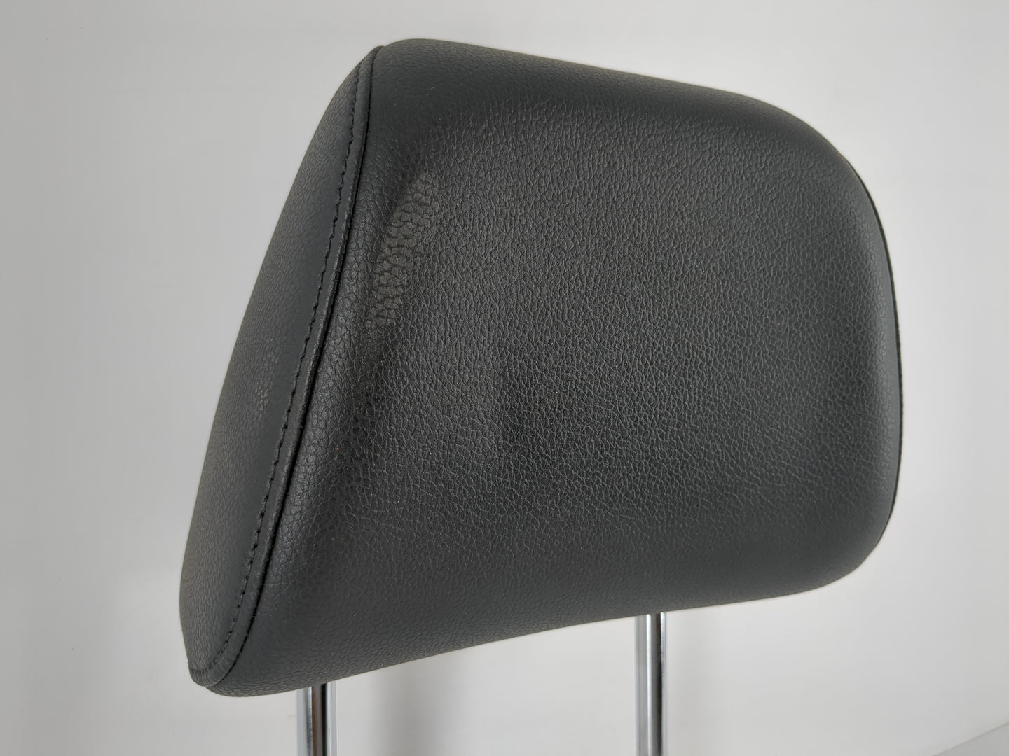 2011-2014 Volkswagen Jetta Headrest Head Rest Rear Seat Fits Fits 2011 2012 2013 2014 OEM Used Auto Parts - Oemusedautoparts