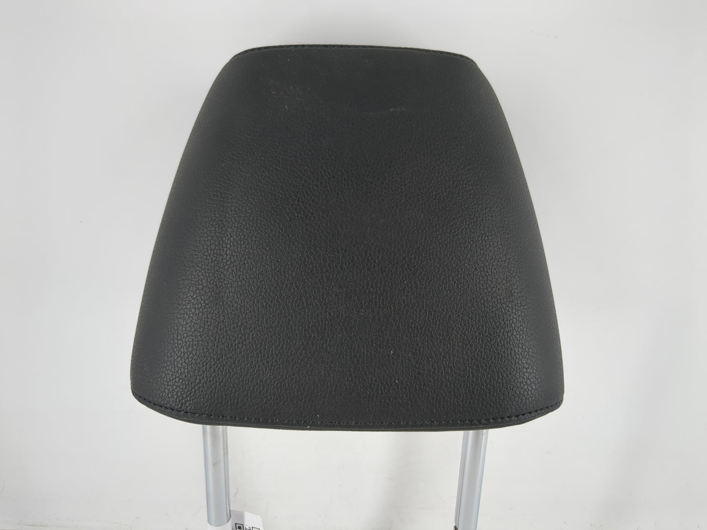 2011-2014 Volkswagen Jetta Headrest Head Rest Rear Seat Fits Fits 2011 2012 2013 2014 OEM Used Auto Parts - Oemusedautoparts
