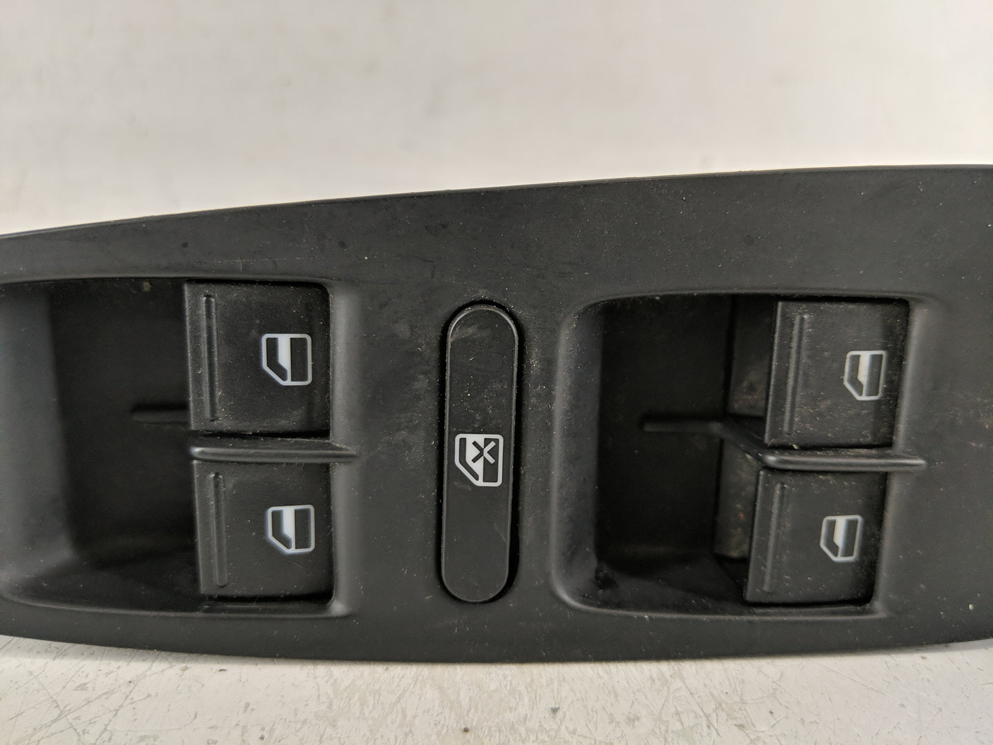 2005-2018 Volkswagen Jetta Master Power Window Switch Replacement Driver Side Left P/N:1K4 959 857 C Fits OEM Used Auto Part