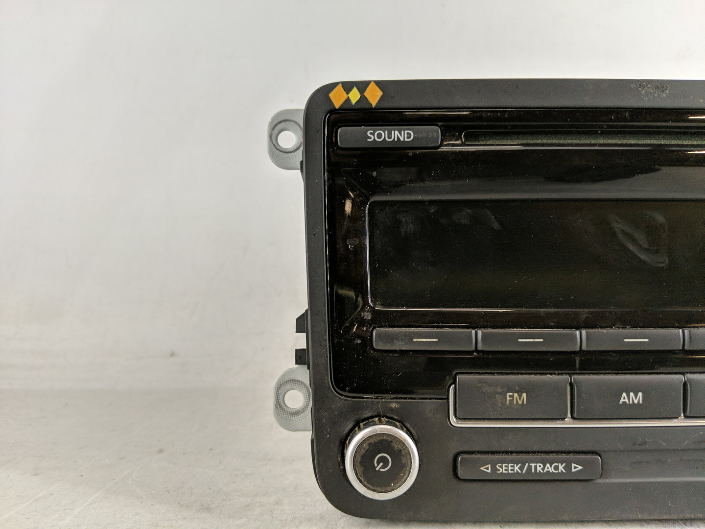 2011-2014 Volkswagen Jetta Radio AM FM Cd Player Receiver Replacement P/N:28352655 1K0 035 164 D Fits OEM Used Auto Parts - 