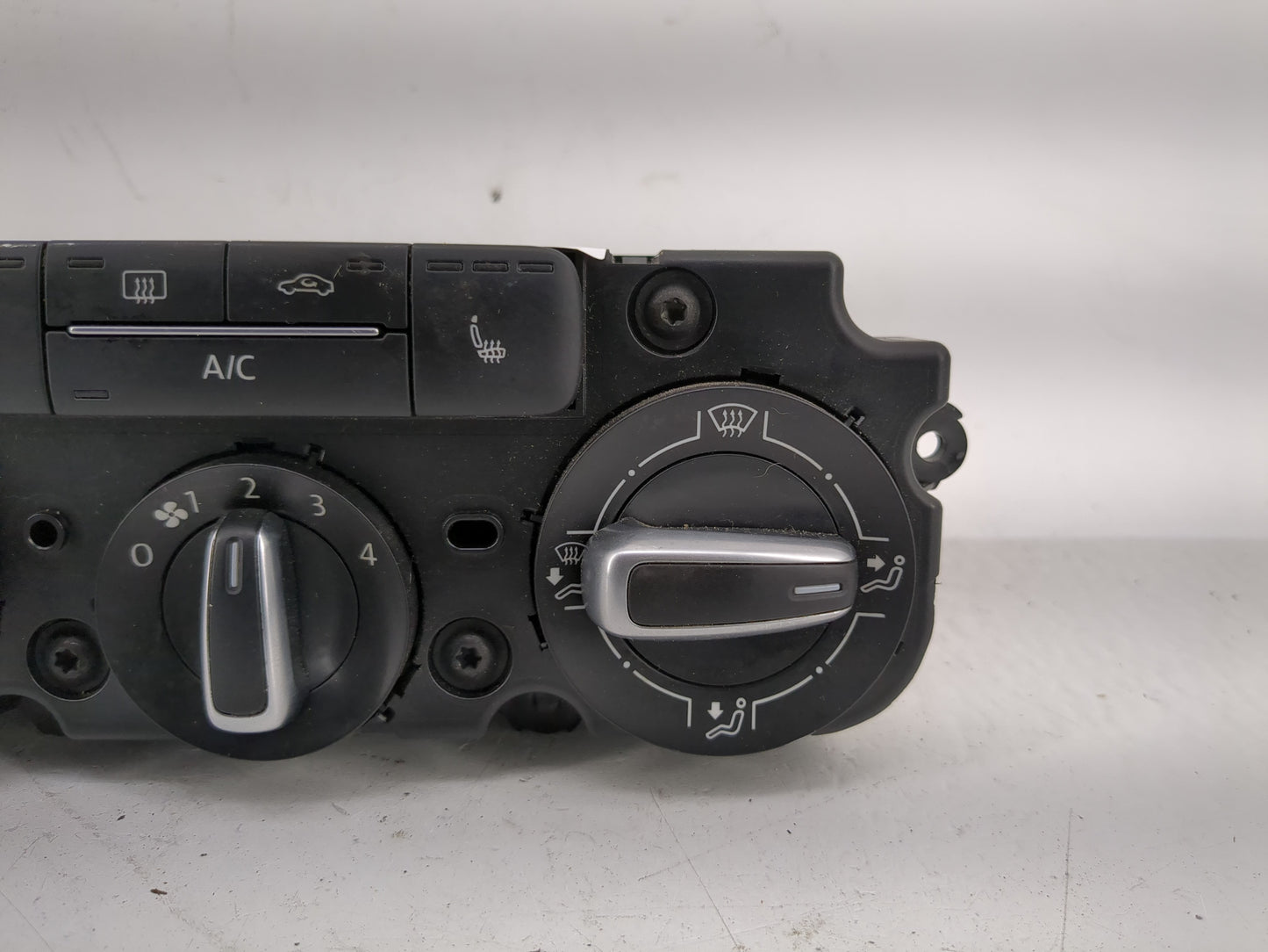 2011-2014 Volkswagen Jetta Climate Control Module Temperature AC/Heater Replacement P/N:5C1 819 045 Fits Fits 2011 2012 2013