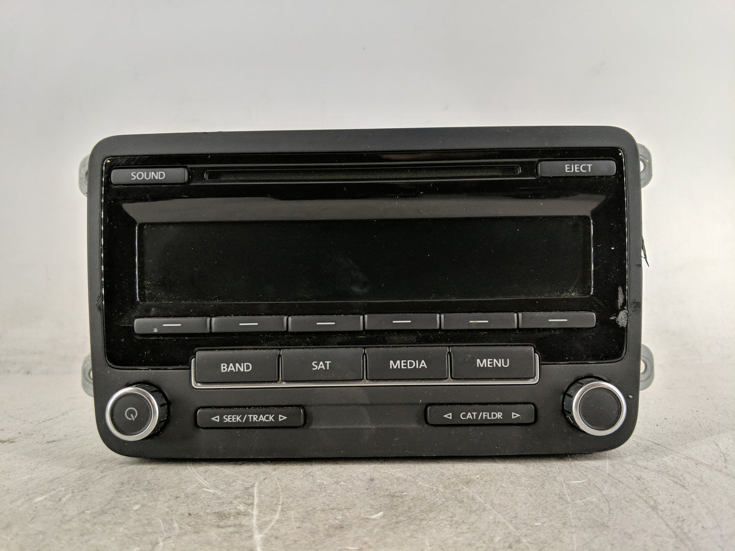 2014 Volkswagen Jetta Radio AM FM Cd Player Receiver Replacement P/N:1K0 035 164 F Fits OEM Used Auto Parts - Oemusedautopar