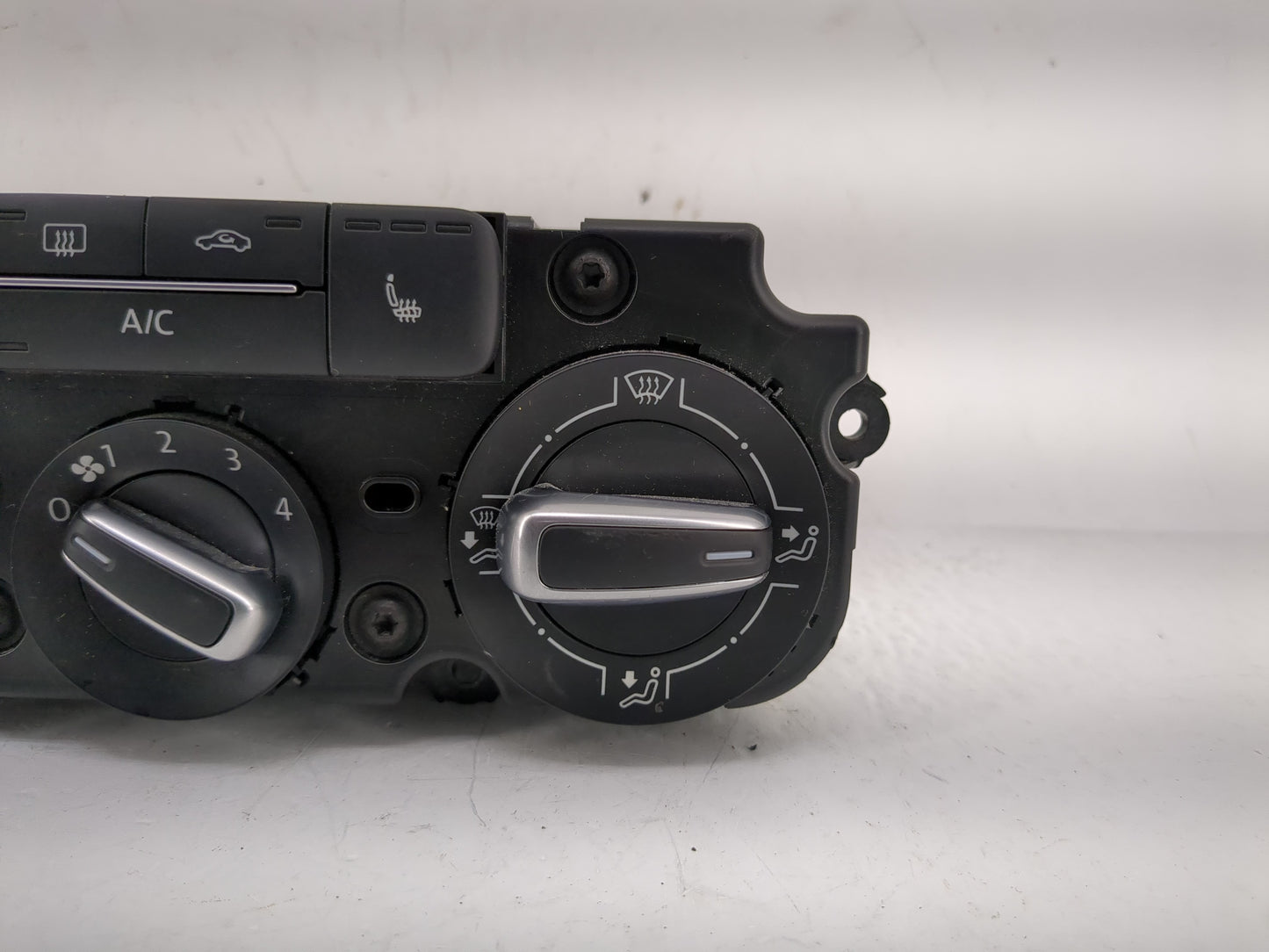 2011-2014 Volkswagen Jetta Climate Control Module Temperature AC/Heater Replacement Fits Fits 2011 2012 2013 2014 OEM Used A