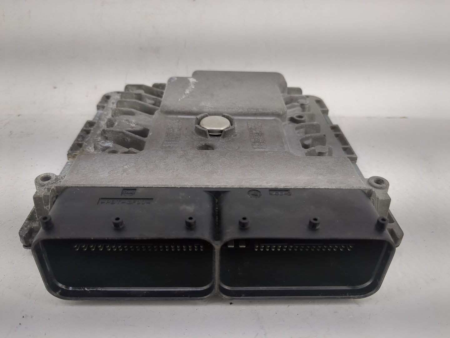 2014 Volkswagen Jetta PCM Engine Control Computer ECU ECM PCU OEM P/N:06K 906 070 F Fits OEM Used Auto Parts - Oemusedautopa