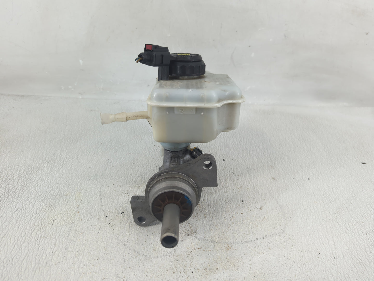 2014 Volkswagen Jetta Brake Master Cylinder - Oemusedautoparts1.com