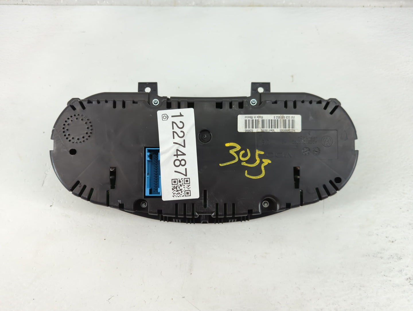 2014 Volkswagen Jetta Instrument Cluster Speedometer Gauges P/N:VW 5C6 920 953 B AC84600500 Fits OEM Used Auto Parts - Oemus