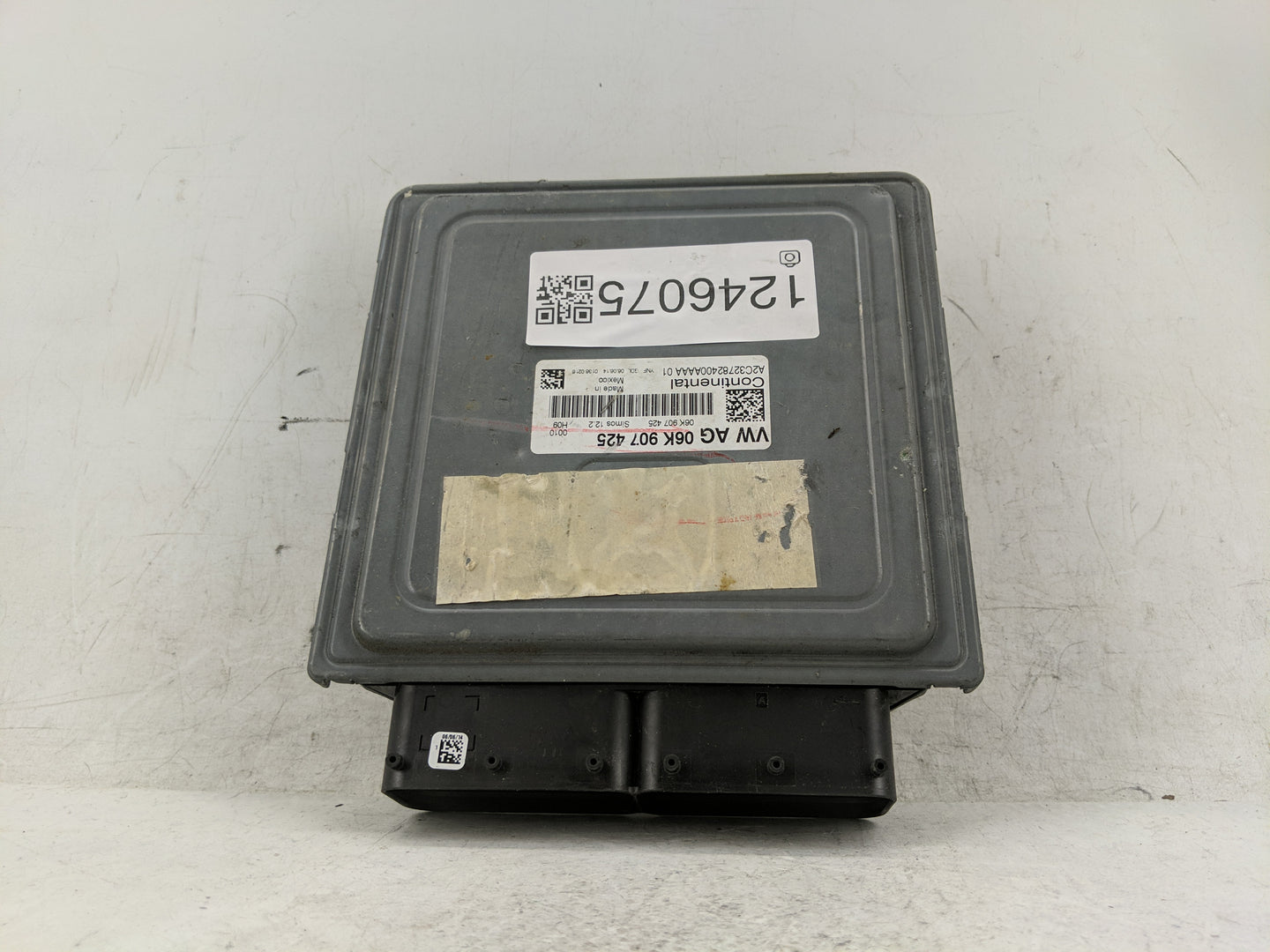 2014 Volkswagen Jetta PCM Engine Control Computer ECU ECM PCU OEM P/N:06K 907 425 Fits OEM Used Auto Parts - Oemusedautopart