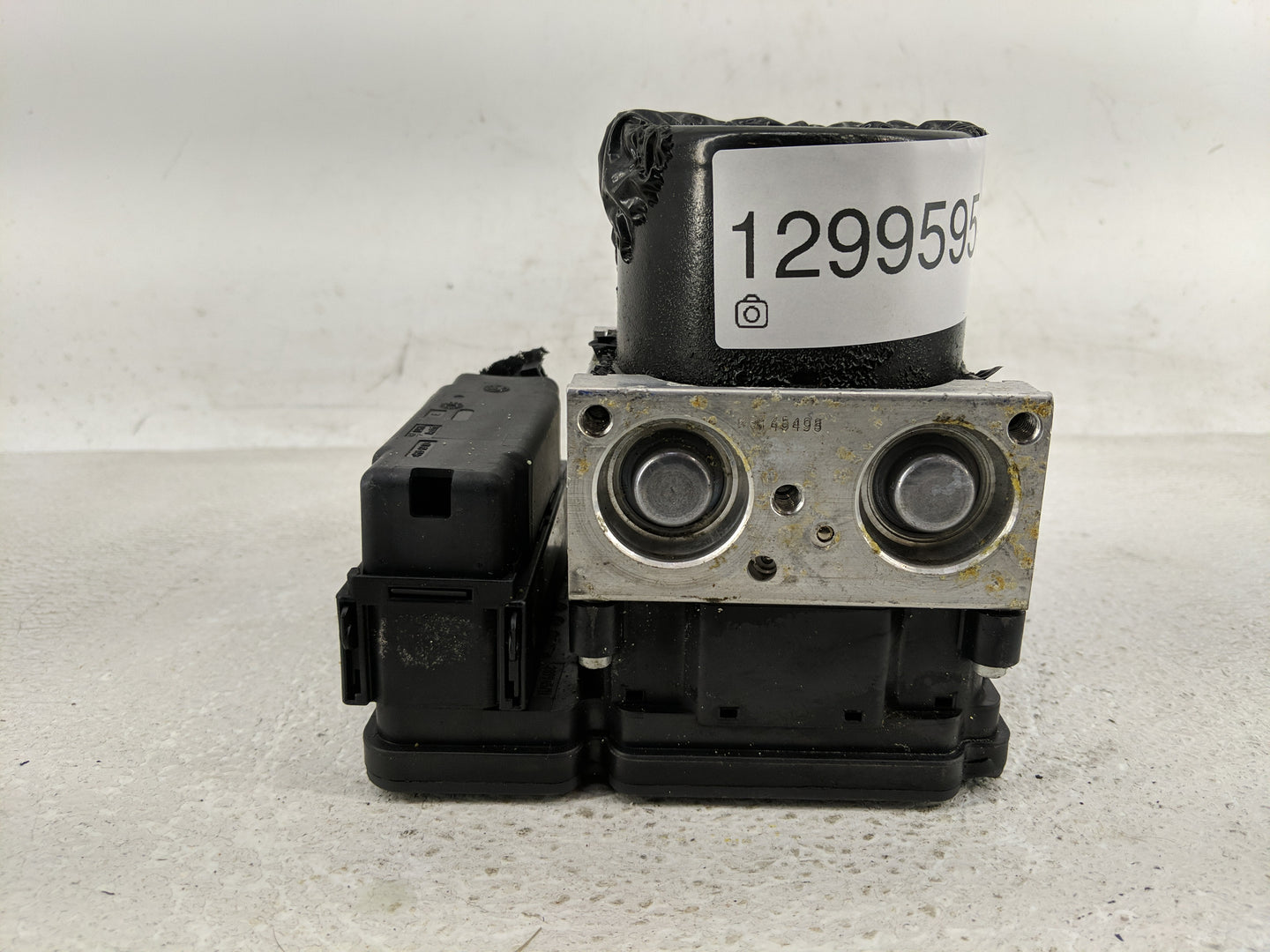 2014 Volkswagen Jetta ABS Pump Control Module Replacement P/N:1K0 614 517 EA Fits Fits 2013 2015 OEM Used Auto Parts - Oemus