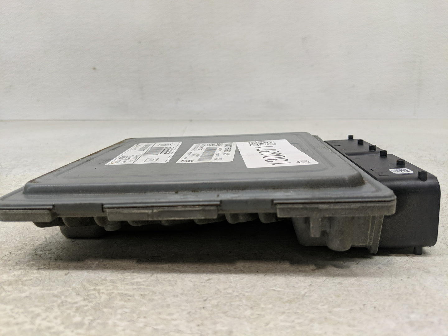 2014 Volkswagen Jetta PCM Engine Control Computer ECU ECM PCU OEM P/N:06K 907 425 06K 906 070 F Fits OEM Used Auto Parts - O