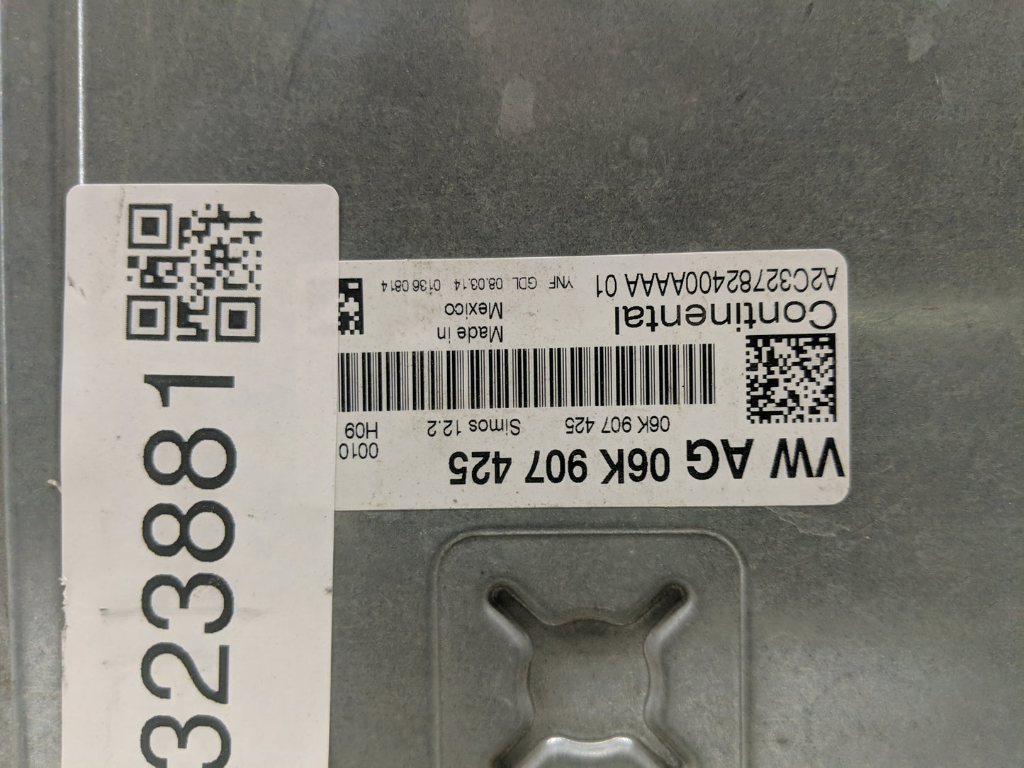 2014 Volkswagen Jetta PCM Engine Control Computer ECU ECM PCU OEM P/N:06K 907 425 06K 906 070 F Fits OEM Used Auto Parts - O
