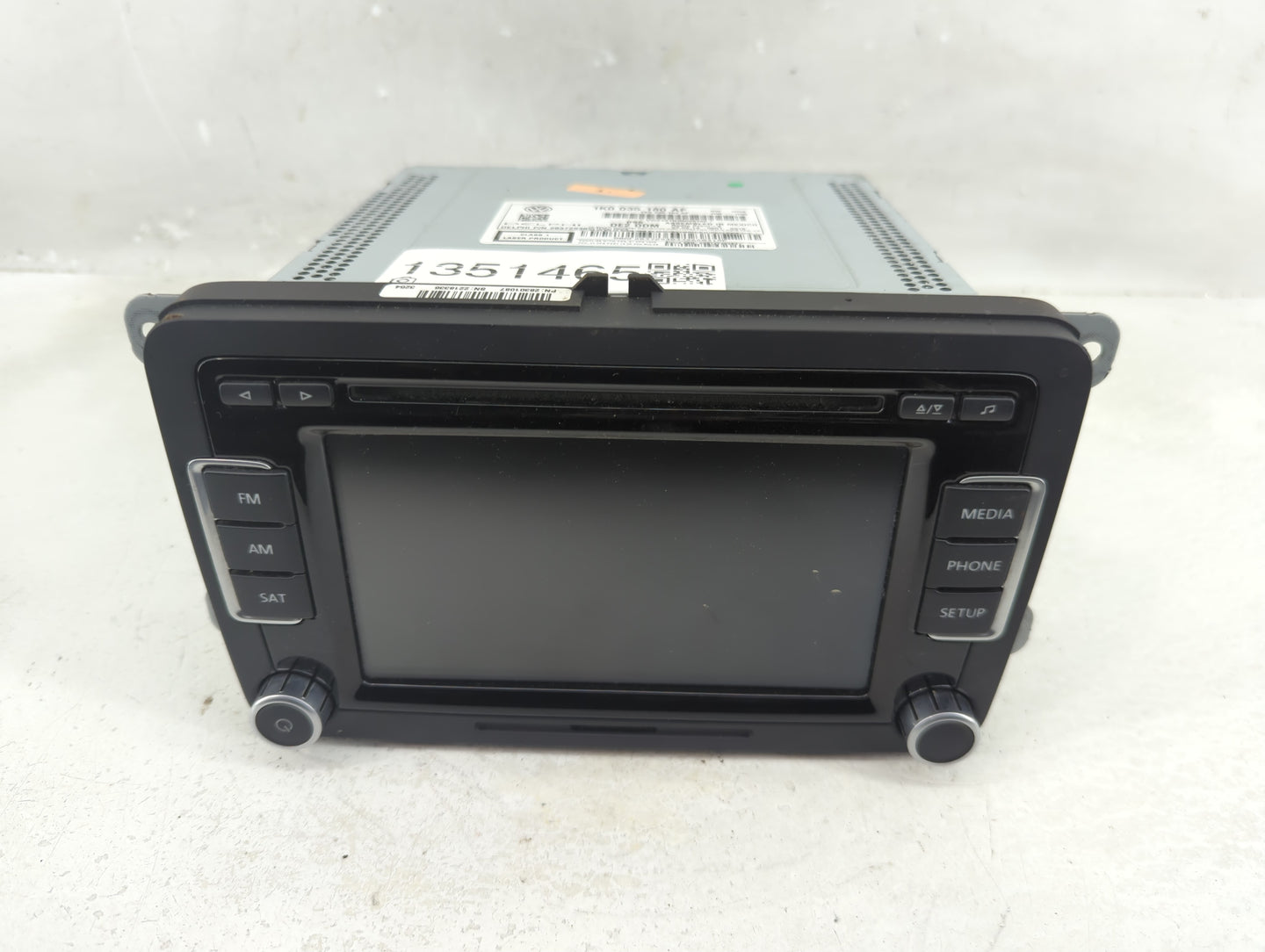 2010-2017 Volkswagen Jetta Radio AM FM Cd Player Receiver Replacement P/N:1K0 035 180 AF Fits OEM Used Auto Parts - Oemuseda