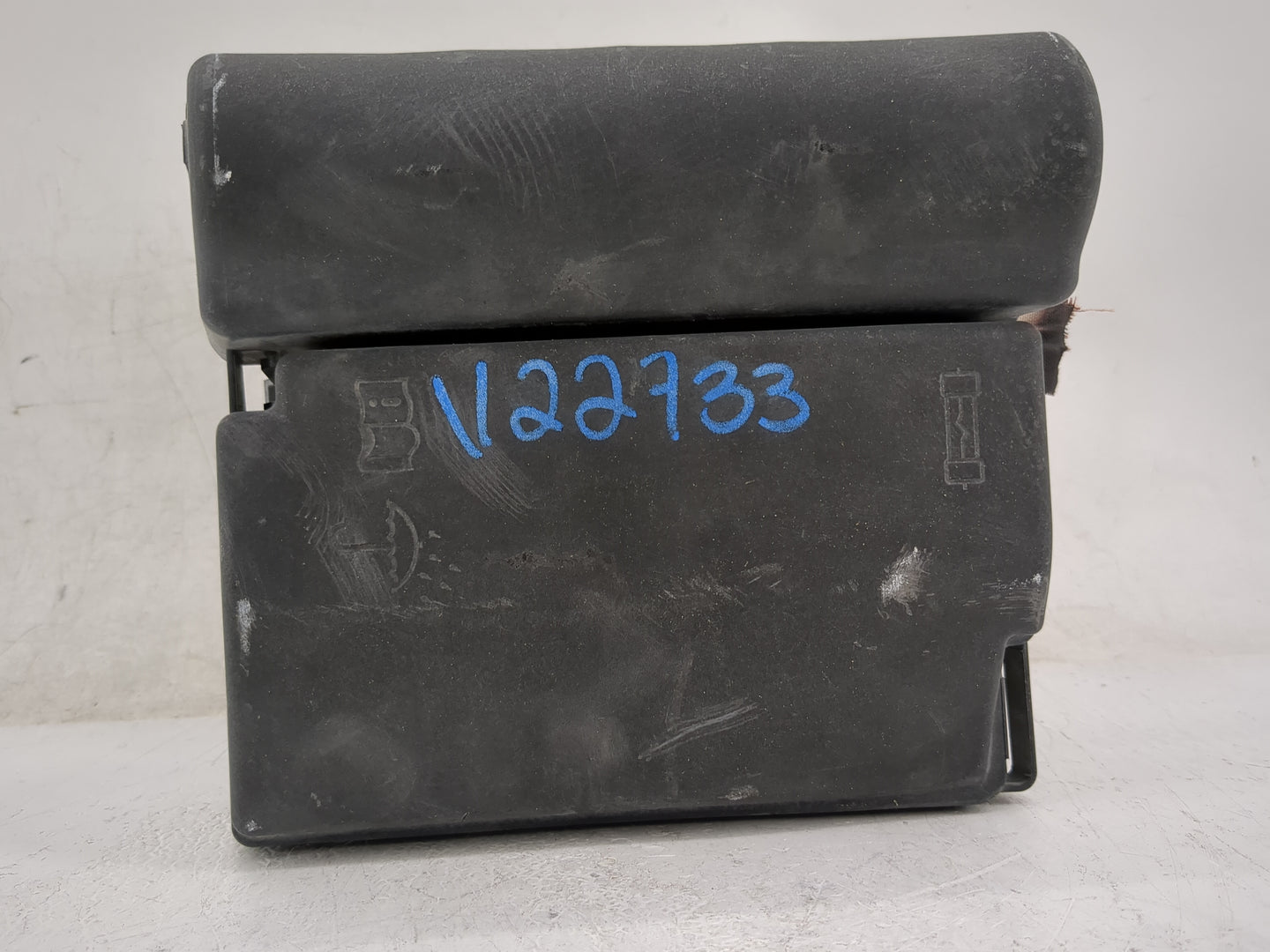 2010-2014 Volkswagen Jetta Fusebox Fuse Box Panel Relay Module P/N:5C0937132A Fits OEM Used Auto Parts - Oemusedautoparts1.c
