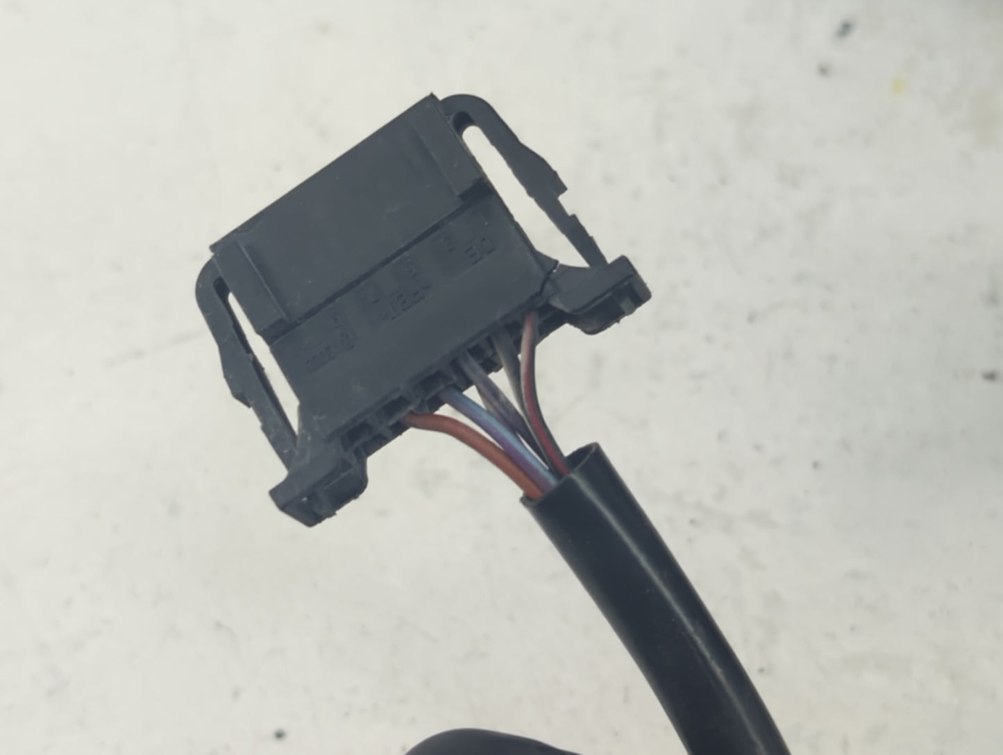 2011-2016 Volkswagen Jetta Driver Side View Mirror - Left Door Mirror OEM Used - Oemusedautoparts1.com