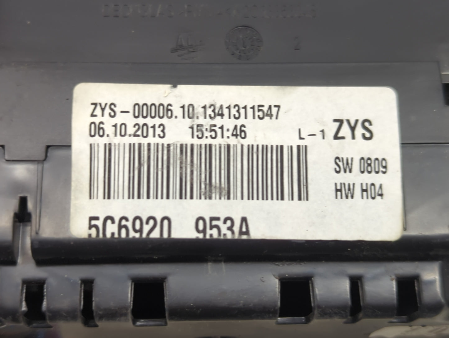 2014 Volkswagen Jetta Instrument Cluster Speedometer Gauges P/N:5C6920 953A Fits OEM Used Auto Parts - Oemusedautoparts1.com