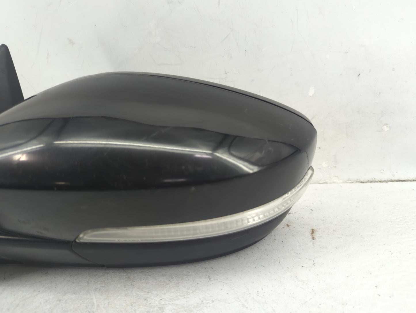 2011-2016 Volkswagen Jetta Driver Side View Mirror - Left Door Mirror OEM Used - Oemusedautoparts1.com