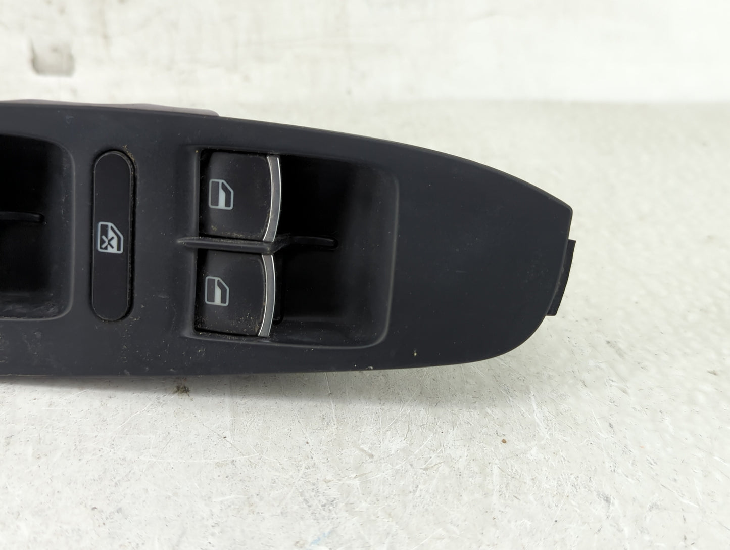 2011-2018 Volkswagen Jetta Master Power Window Switch Replacement Driver Side Left P/N:T0514287 Fits OEM Used Auto Parts - O