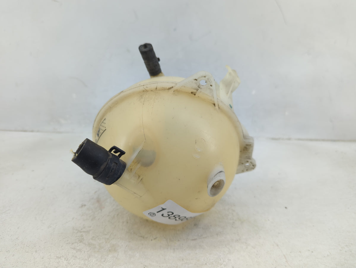 2005 Volkswagen Jetta Radiator Coolant Overflow Expansion Tank Bottle 1389882 - Oemusedautoparts1.com