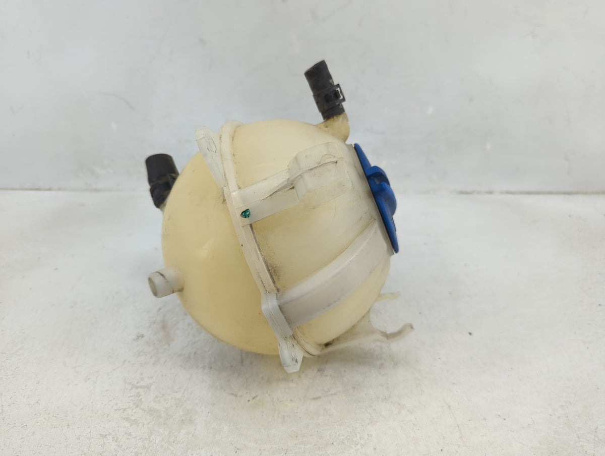 2005 Volkswagen Jetta Radiator Coolant Overflow Expansion Tank Bottle 1389882 - Oemusedautoparts1.com