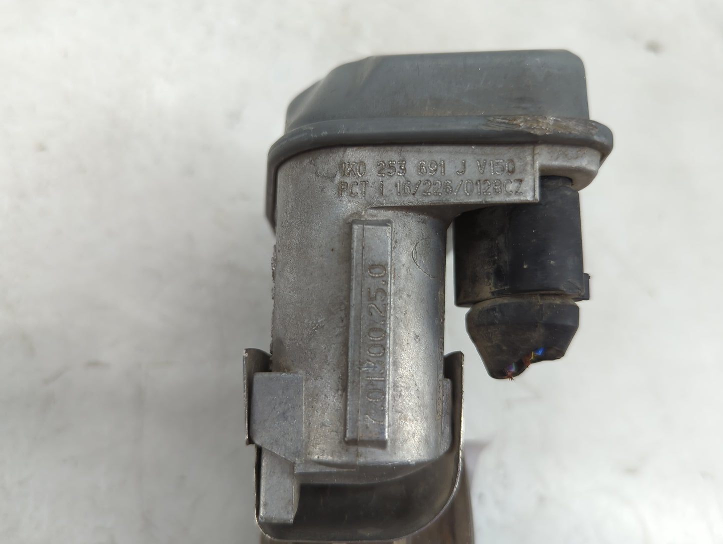 2013-2018 Volkswagen Jetta Throttle Body Fits Fits 2013 2014 2015 2016 2017 2018 OEM Used Auto Parts - Oemusedautoparts1.com