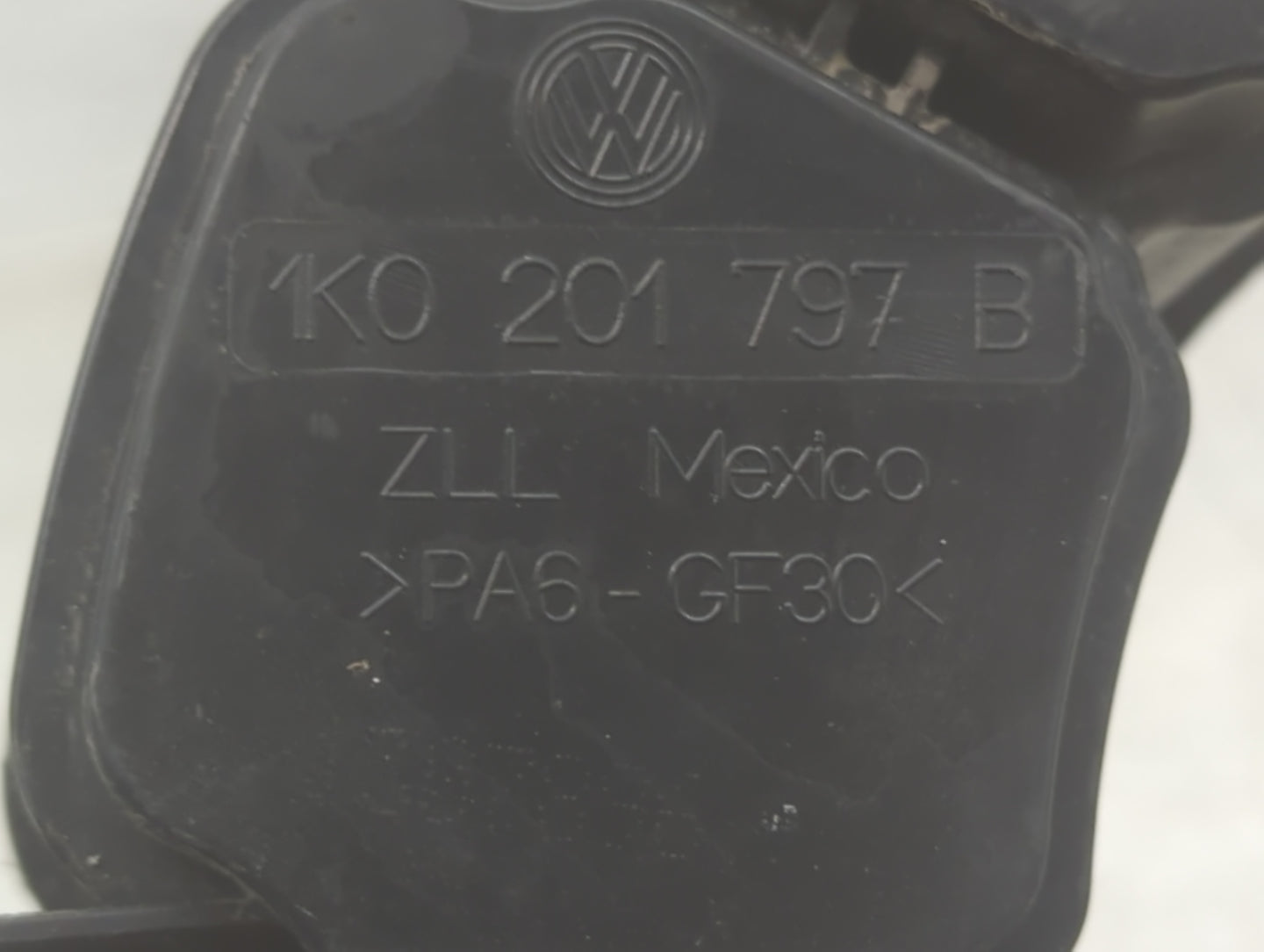 2014 Volkswagen Jetta Fuel Vapor Charcoal Canister - Oemusedautoparts1.com