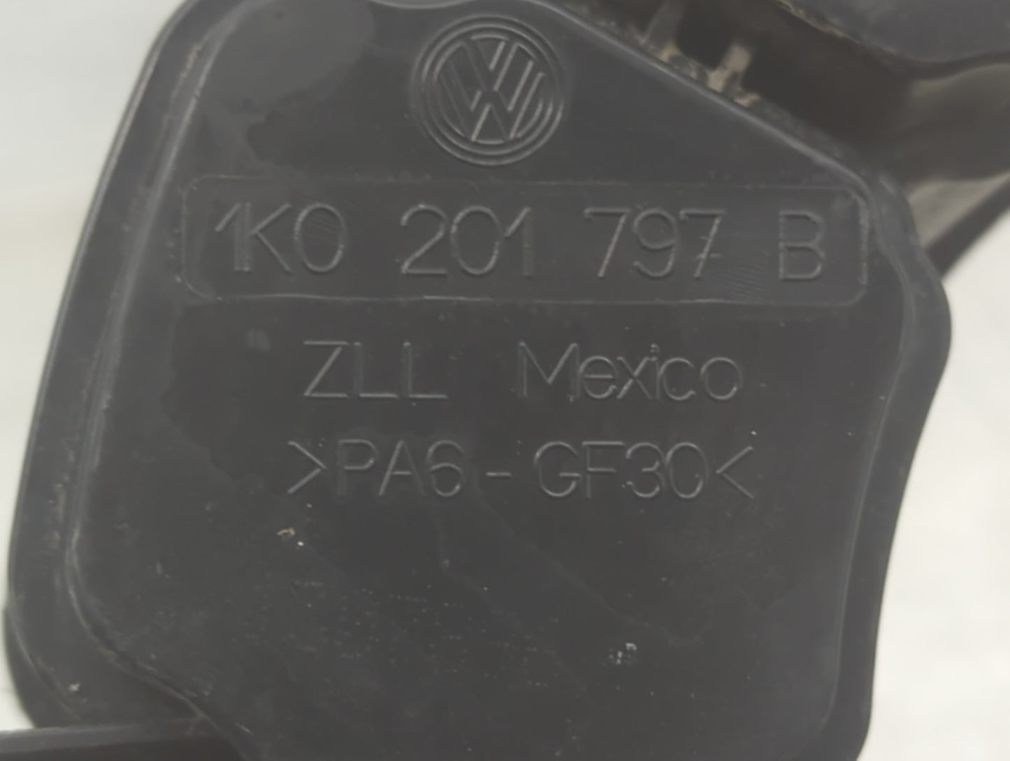 2014 Volkswagen Jetta Fuel Vapor Charcoal Canister - Oemusedautoparts1.com