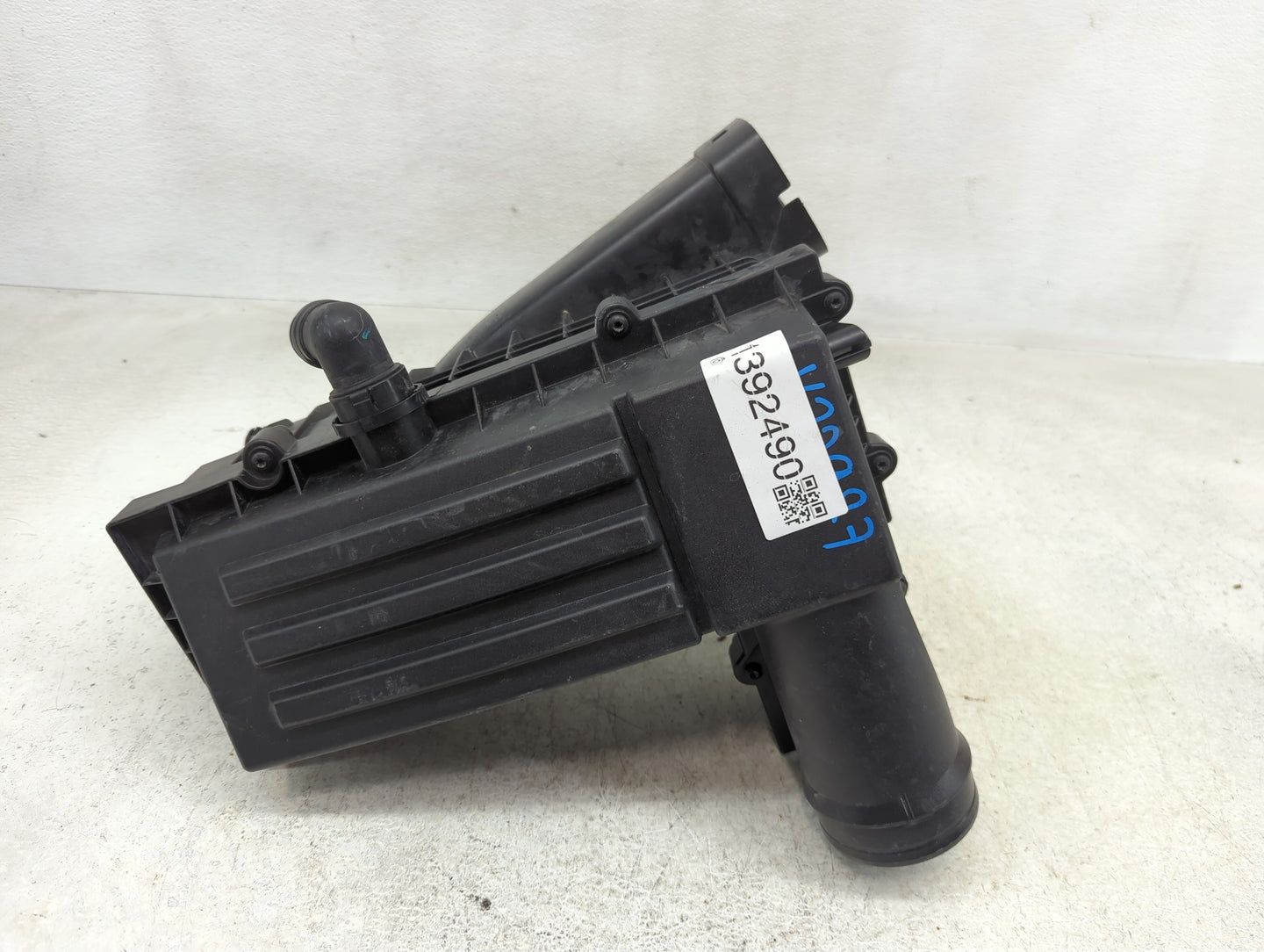 2013-2018 Volkswagen Jetta Air Cleaner Intake-duct Hose Tube - Oemusedautoparts1.com