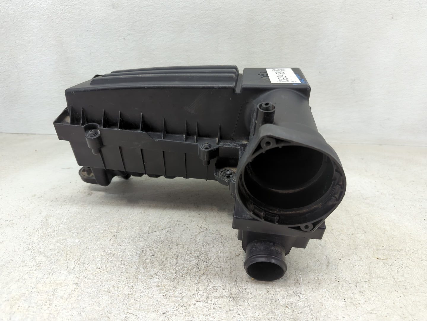 2008-2014 Volkswagen Jetta Air Cleaner Intake-duct Hose Tube - Oemusedautoparts1.com