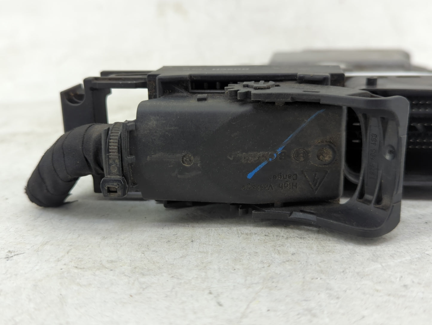 2014 Volkswagen Jetta PCM Engine Control Computer ECU ECM PCU OEM P/N:06K 906 070 F Fits OEM Used Auto Parts - Oemusedautopa