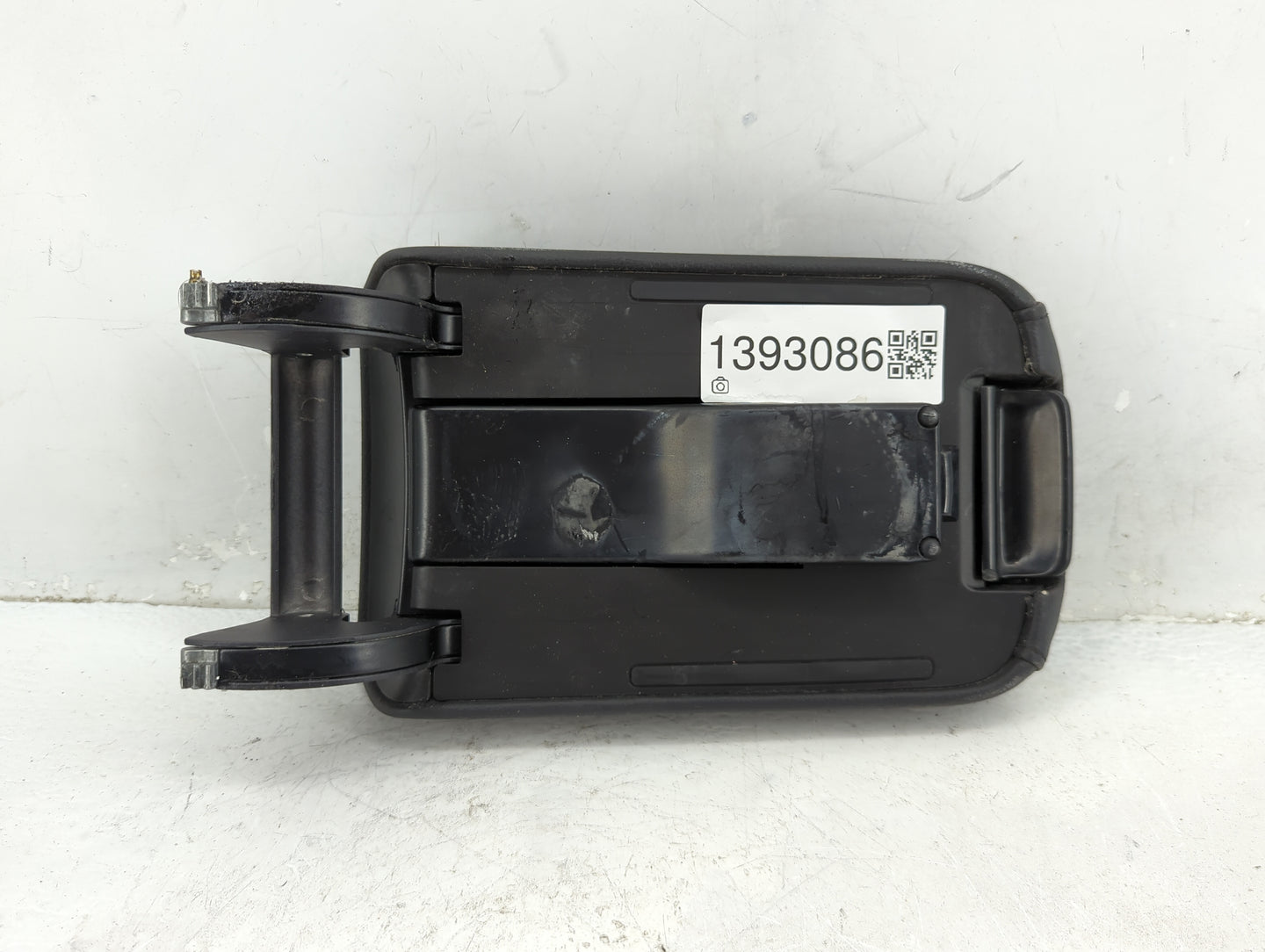 2012-2018 Volkswagen Jetta Center Console Armrest Cover Lid Fits Fits 2012 2013 2014 2015 2016 2017 2018 OEM Used Auto Parts