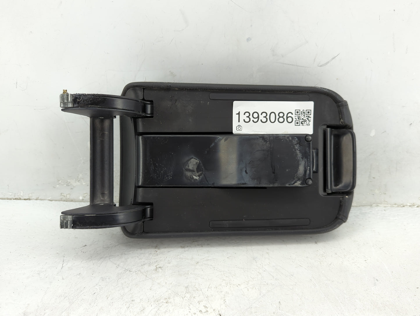 2012-2018 Volkswagen Jetta Center Console Armrest Cover Lid Fits Fits 2012 2013 2014 2015 2016 2017 2018 OEM Used Auto Parts