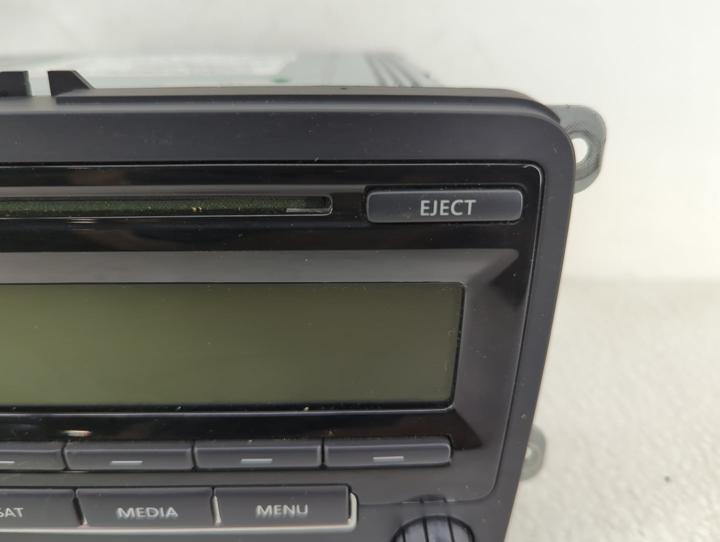 2014 Volkswagen Jetta Radio AM FM Cd Player Receiver Replacement P/N:28367806 1K0 035 164 F Fits Fits 2013 2015 OEM Used Aut