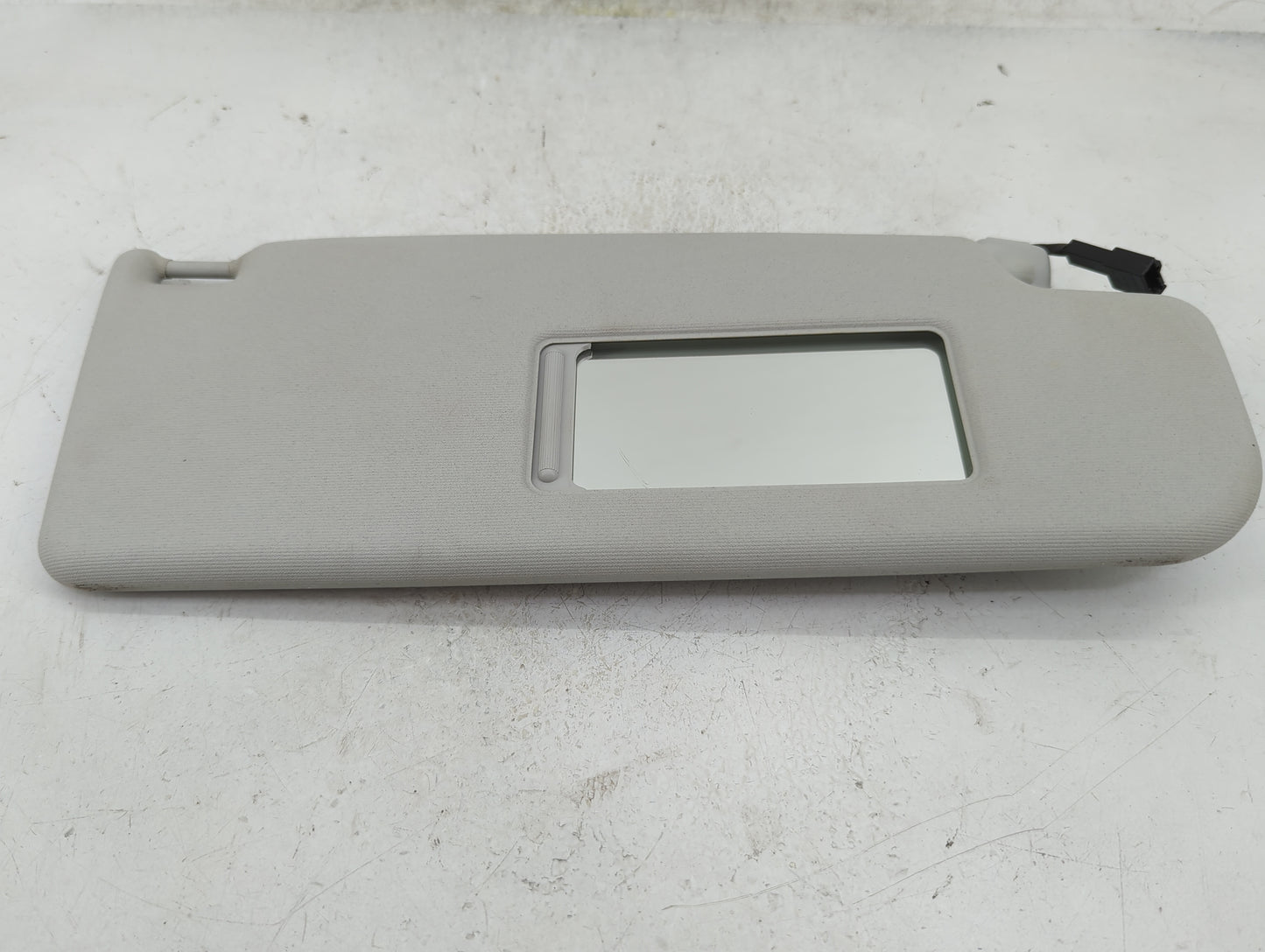 2011-2014 Volkswagen Jetta Sun Visor Shade Replacement Passenger Right Mirror Fits Fits 2011 2012 2013 2014 OEM Used Auto Pa